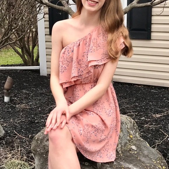 SOLD 4 for $20 / LUSH Floral Dress - Picture 3 of 6